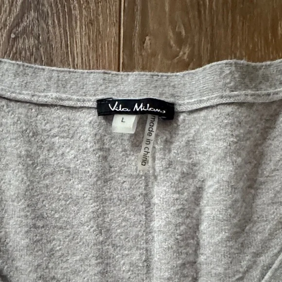 Gray V-Neck Women's Lightweight Sweater Top - Picture 2 of 4